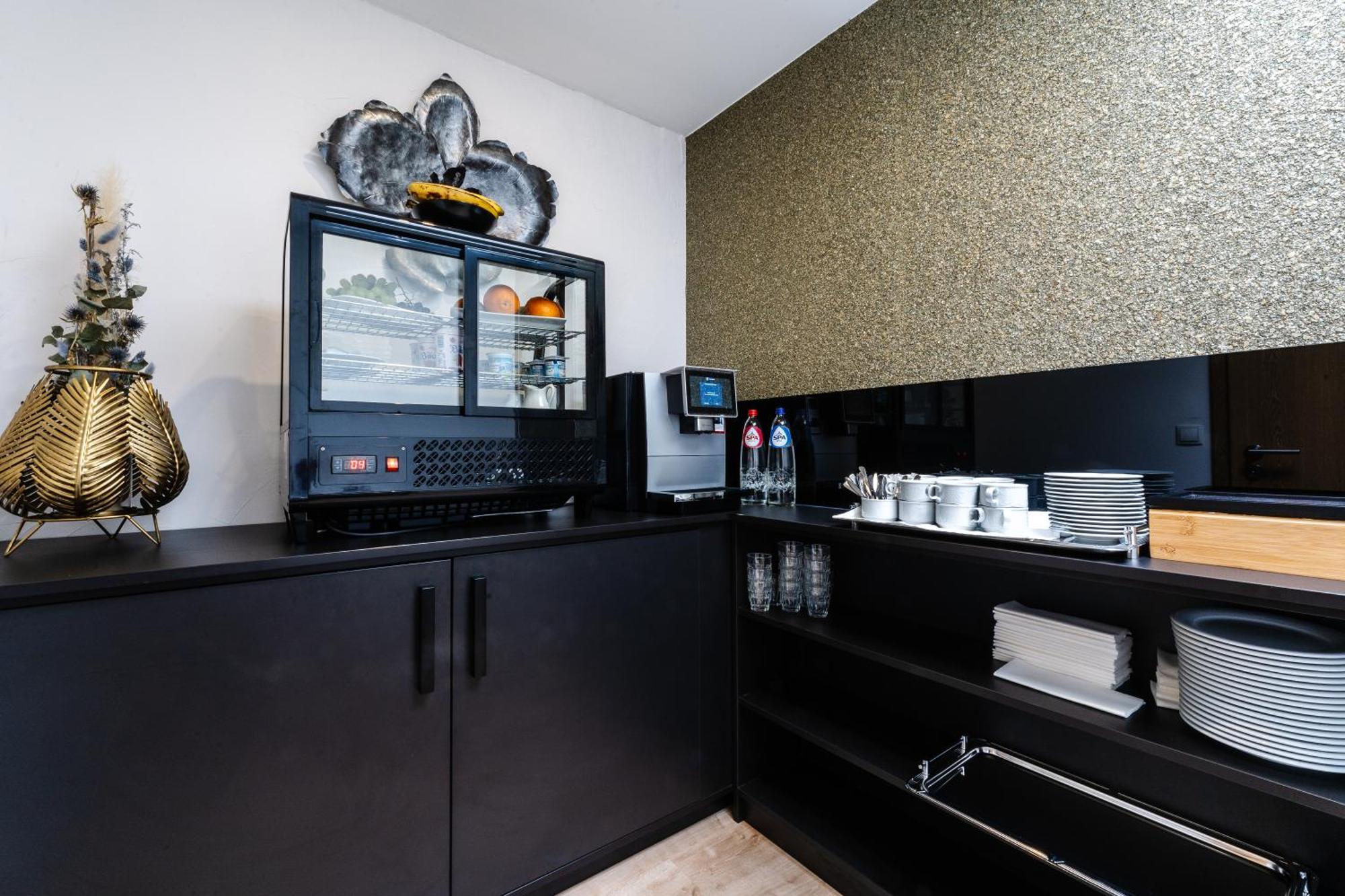 Hotel Steineweiher St. Vith Екстер'єр фото